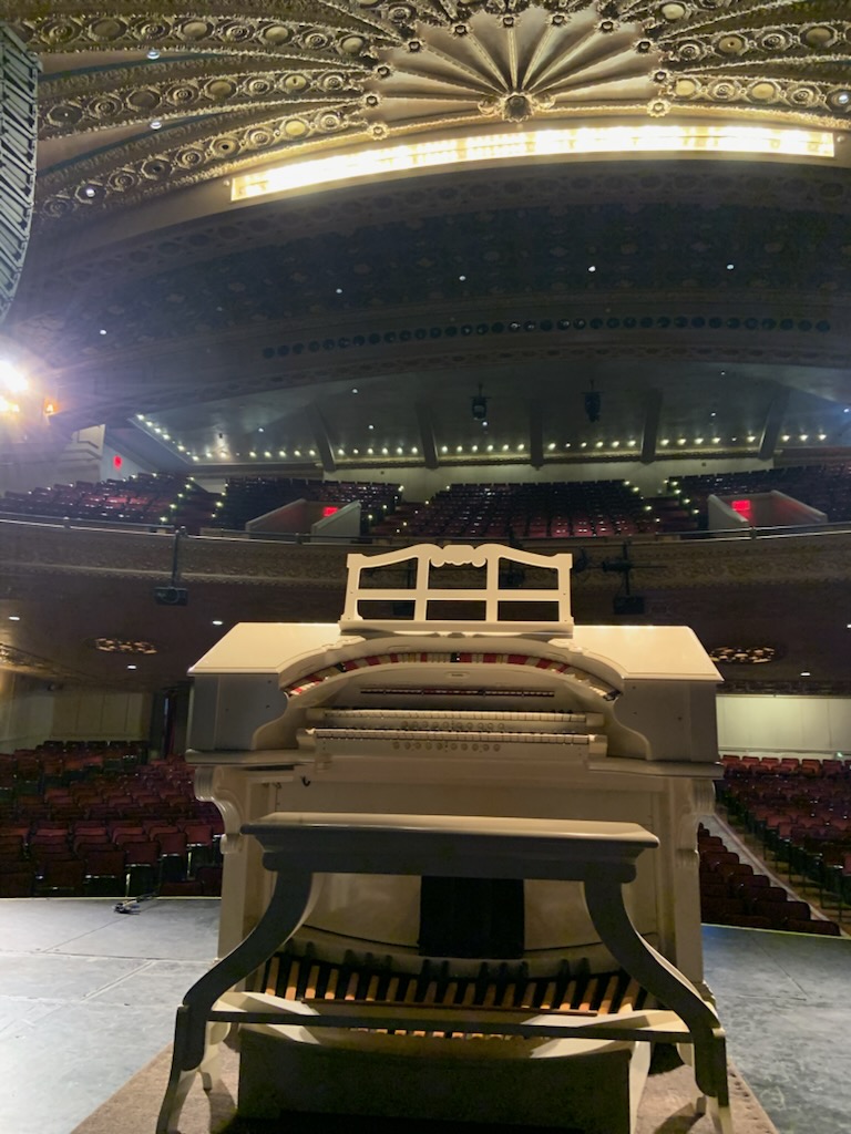 Wurlitzer Theater Organ Image