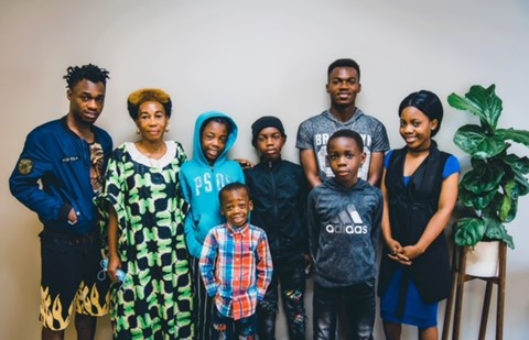 Give a New Year's Gift to New Iowans Image